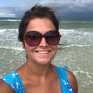 Meet your Posher, Sara